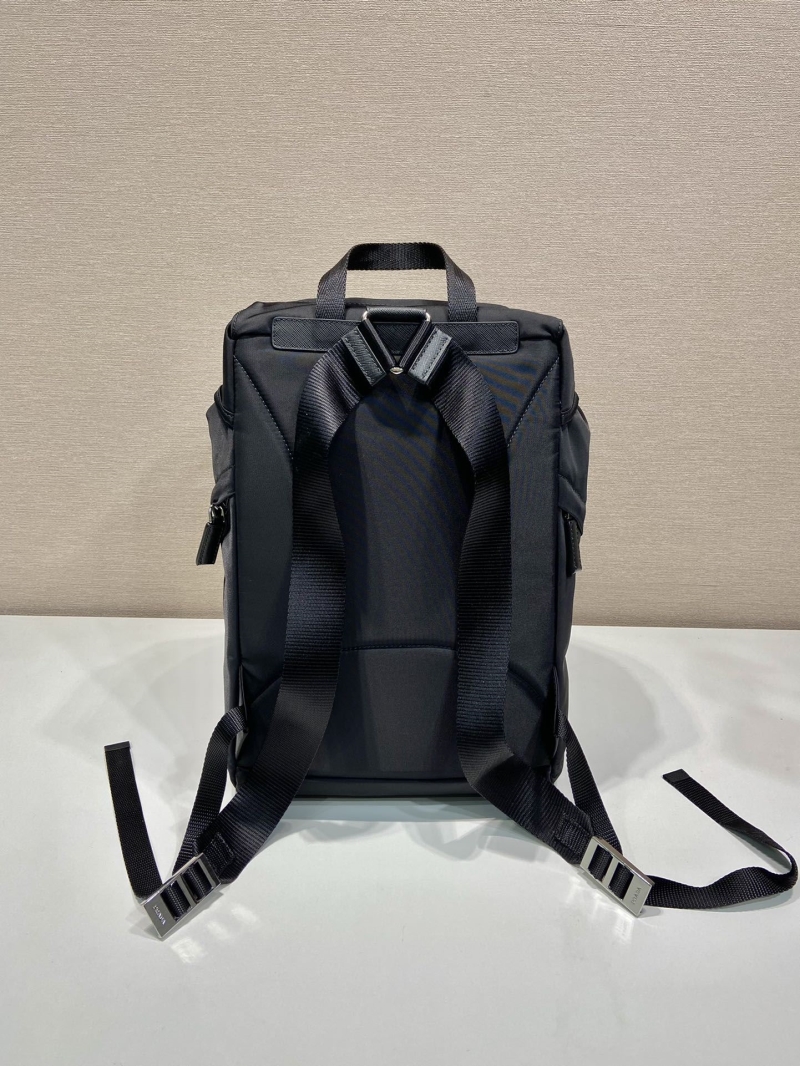Pra*a backpacks